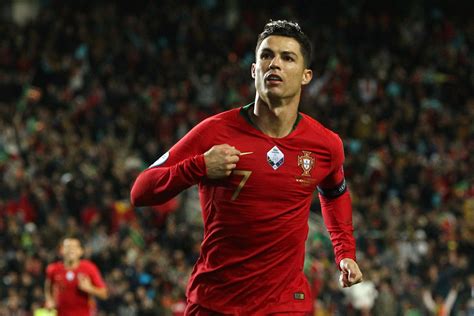 Ver Youtube Cristiano Ronaldo Implacable Mira El Gol Del Capitán De