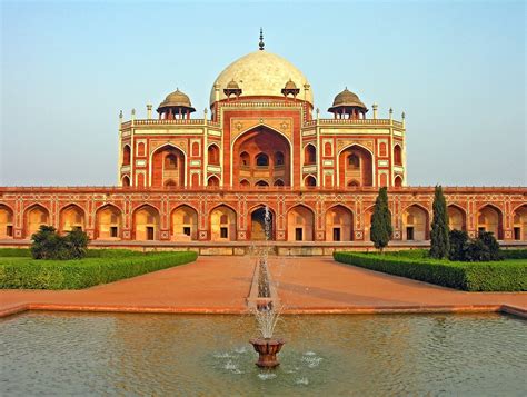 Iconic Monuments In India You Should Visit