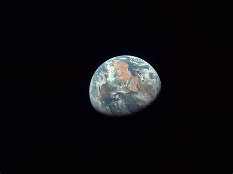 25 Iconic Photos Of Earth From Deep Space Business Insider