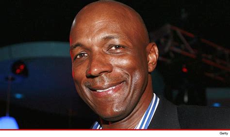 Clyde Drexler Cleared For Marriage Met Fiancee Through Nba Legend