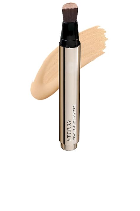 By Terry Touche Veloutee Highlighting Concealer In Cream Revolve