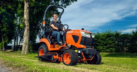 Kubota Bx231 With Hydrostatic Transmission And Rops Frame Stubbings
