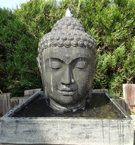 Buddha fur garten gegossener buddhakopf aus lavastein. www.balibuddha.de: Attraktive Buddha Kopf Brunnen in 4 Größen