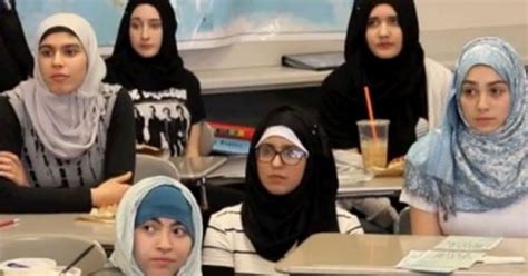 Non Muslim Students Wear Hijabs At High School Attn