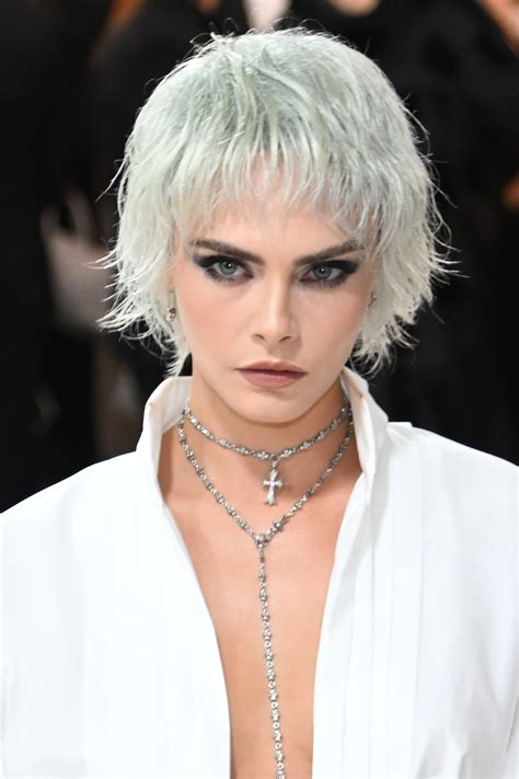 Cara Delevingne Has An Iconic Chanel Inspired Shag Moment At The Met