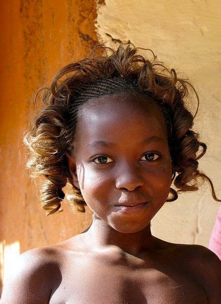 pin by rémy habasque on dans les yeux des enfants african tribal girls preteen girls