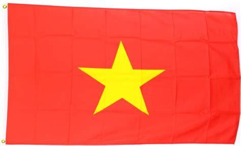 The flag of south vietnam served as national flag of the former state of vietnam, and its successor, the republic of vietnam from 1949 to 1975. Vietnam Flagge 90 x 150 cm | 90 x 150 cm | Internationale ...
