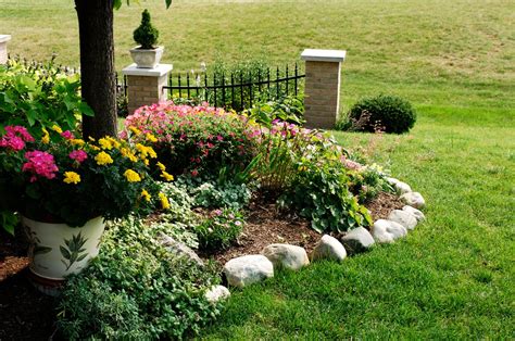 29 Corner Garden Ideas To Fill Out Your Landscape Bob Vila