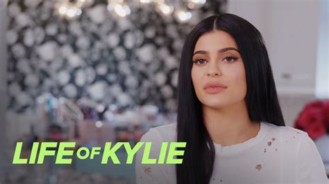 Life Of Kylie Kylie Jenner Considers Herself An Outcast