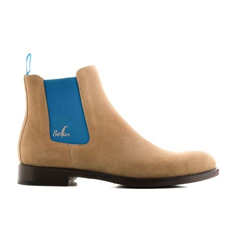 Slip into suede boots that look ultra stylish or don a suave look in a pair of. Serfan Chelsea Boot Herren Wildleder Beige Blau