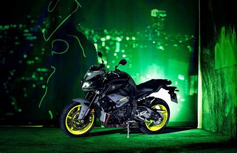 2018 Mt 10 Yamaha Powerful Naked Bike Review Specs Price