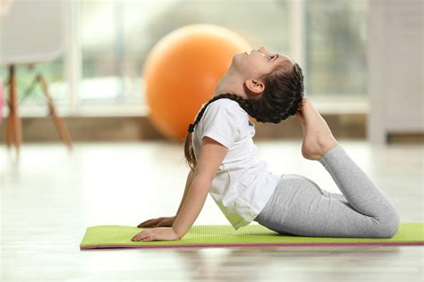 Yoga Na Infância Desenvolve O Autoconhecimento