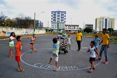 Projeto Curumim Leva Brincadeiras De Rua E Jogos Populares A Samambaia