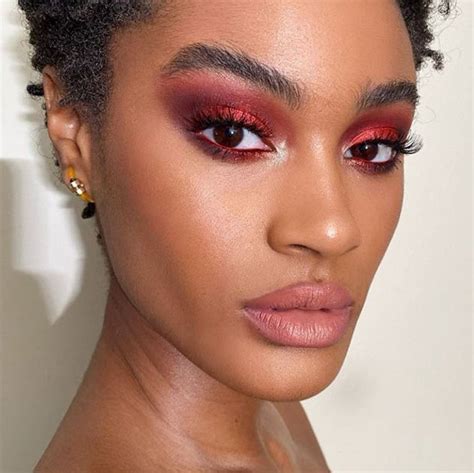 17 Biggest Makeup Trends Of 2020 That Are Everywhere