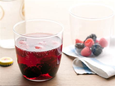 Red Wine Spritzers Recipe Rachael Ray Food Network