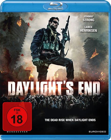 Chelsea edmundson is an american actress and producer. Daylight's End Blu-ray Review, Rezension, Kritik, Lance ...