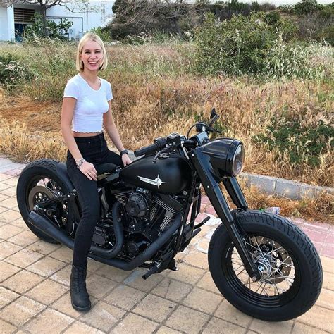 Via Dominikarides Comment Motorcycle Girl Motorcycle Bobber