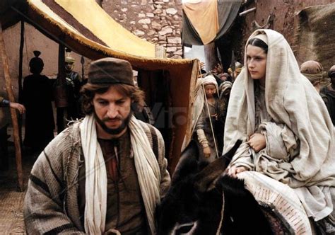 Pin Su Joseph Of Nazareth Close To Jesus 2000