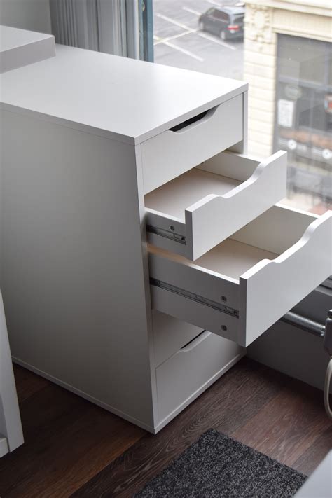 Expedit series desktop i bought one and now & # 39m with in my room. SOLD! 26 - Ikea Alex 5-drawer desk units | Desk with drawers, Desk units, Desk