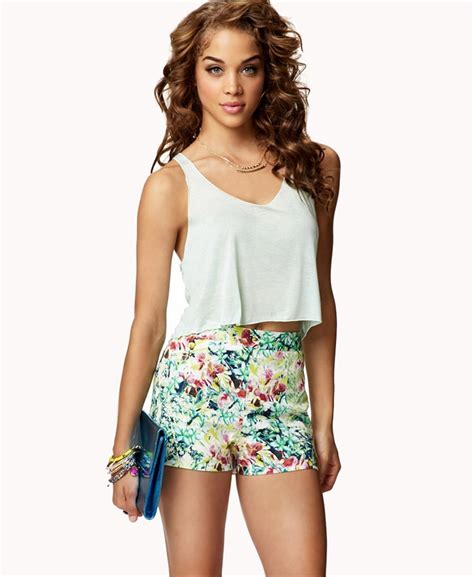 This Is A Forever 21 Model And She Is Gorgeous With Images Fashion