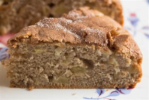 The chocolate mud cake with ganache is my absolute fav! Low-Fat Apple Cake (Low Calorie, Healthy Cake Recipe)