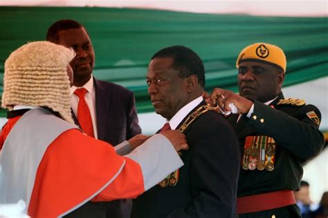 Emmerson Mnangagwa Sworn In As President Of Zimbabwe Following Disputed Election Daily Sabah