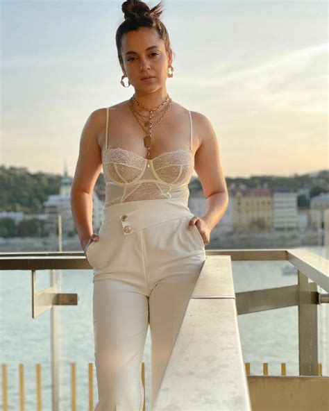Kangana Ranaut Redefines Hotness In These Sexy Pictures Diva Is A Mood News18