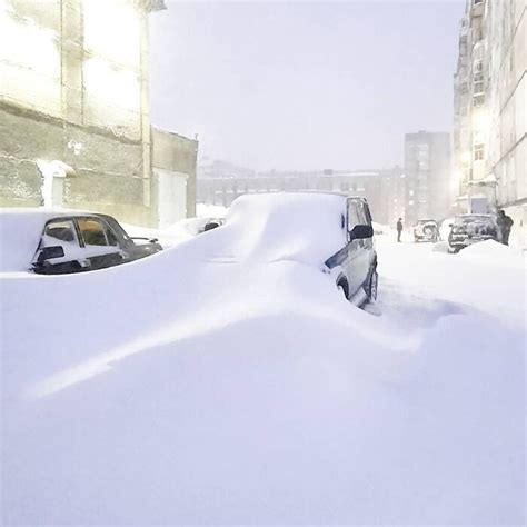 Russias Coldest City Gets Two Months Worth Of Snow In Just 5 Days And