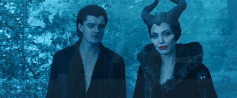 Screen On Screen May 30 Jun 1 Box Office Report Maleficent 70 Million To Die In The West