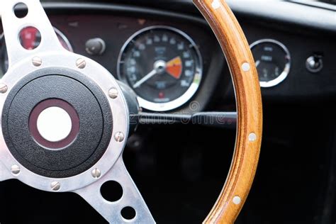 Wooden Steering Wheel Mgb Roadster Stock Image Image Of Retro
