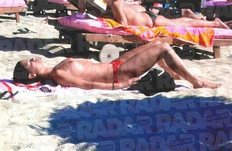 Meghan Markle Nude Beach Topless Boobs Big Tits Paparazzi Celebrity