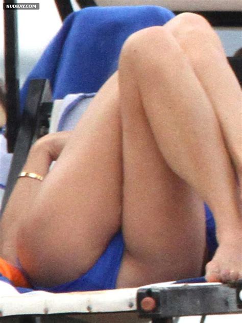 Pippa Middleton Crotch Pussy In Bikini In Italy Nudbay My Xxx Hot Girl