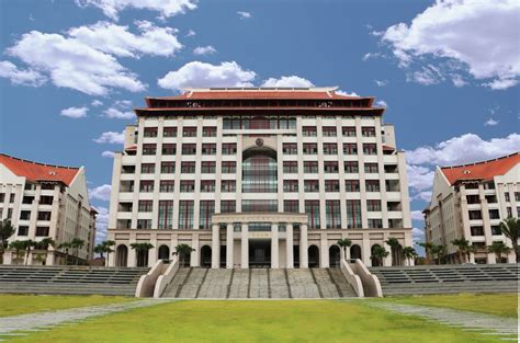 It is a public university which is popularly known as the 'management universiti'. The Great Hall | Xiamen University Malaysia Library & IT ...