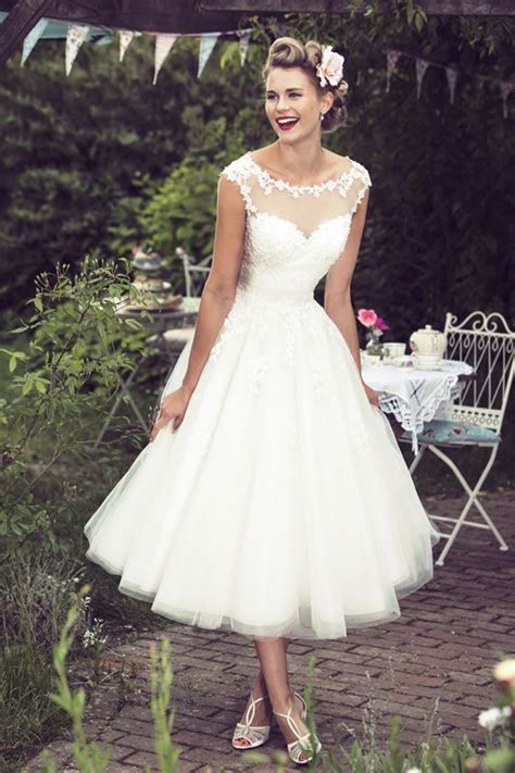 Explore affordable bridal swing dresses, flapper dresses and but with unique vintage wedding gowns, you get the same retro styles at a fraction of the price. 18 Graceful And Feminine Ballerina Inspired Wedding ...