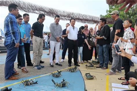 2,216 likes · 15 talking about this. Kidnap in Semporna not affecting Sabah tourism ...