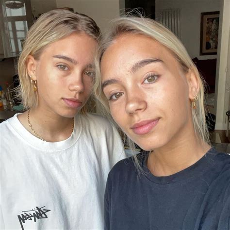 Lisa And Lena Germany On Instagram Good Morning ☀️ Messy Hair We