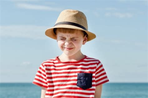 What Causes Light Sensitivity The Optometry Center For Vision Therapy