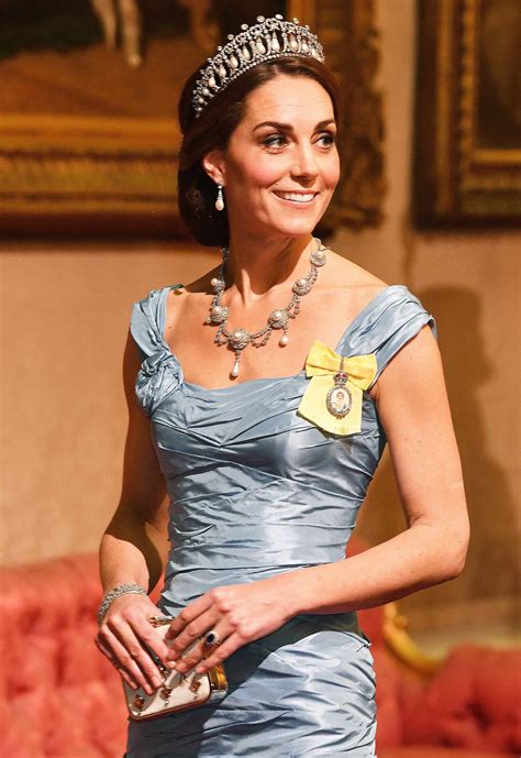 Catherine, duchess of cambridge gcvo (born catherine elizabeth middleton; Kate Middleton Wears Tiara at State Banquet for Dutch ...