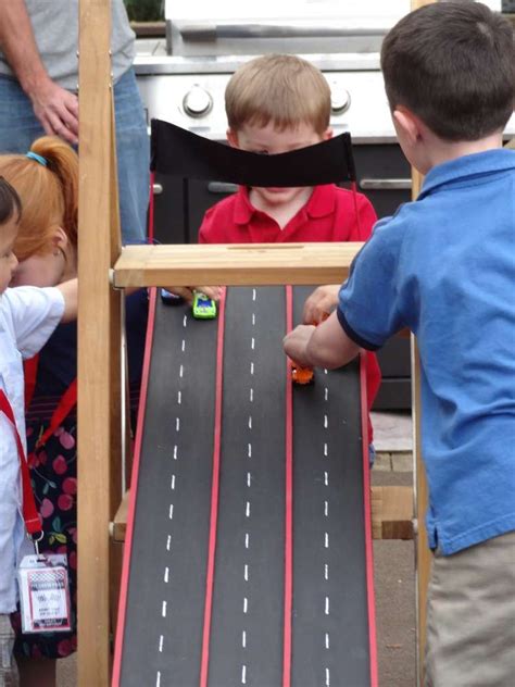 How do you unvault an amazing birthday party? Race Cars Birthday Party Ideas | Race car birthday party ...