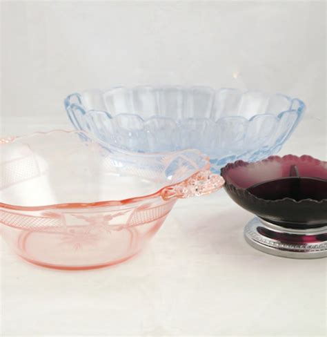 Variety Of Vintage Colored Glass Serving Bowls Ebth
