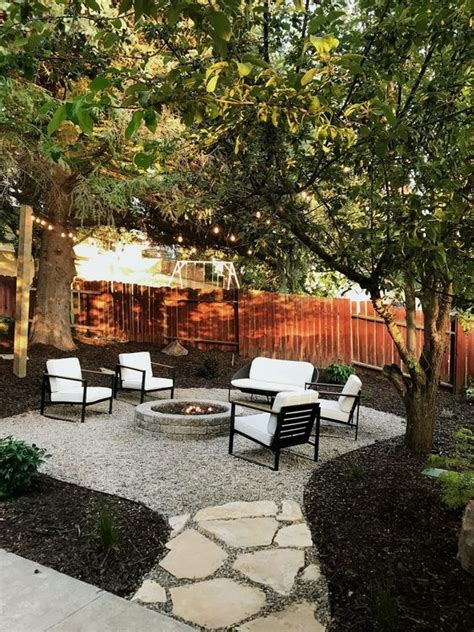 Backyard Inspiration Ideas To Create A Comfortable Outdoor Space