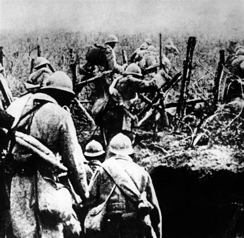 August formten sich in dem spiel militärischer allianzen zwei lager heraus: Europa: Der Erste Weltkrieg war nicht alternativlos - WELT