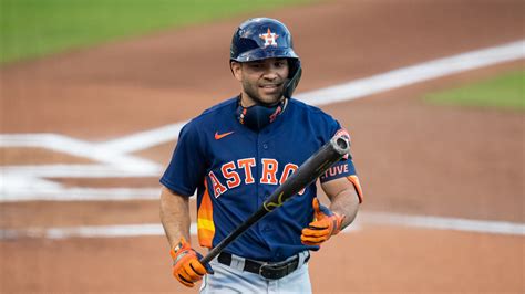 As Fans Loudly Boo Astros José Altuve In Response To Cheating Scandal