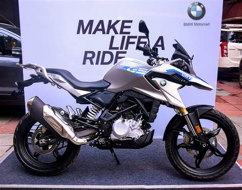 Only a motorcycle gives you the feeling of true freedom between the sky and the road. BMW G 310 R & BMW G 310 GS still available at discounted prices, get additional benefits