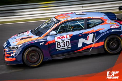 Die tickets für donnerstag beziehungsweise freitag kosteten 24 euro (tageskasse 29 euro), samstag 35 euro (tageskasse 40. Hyundai bereit für den Nürburgring: Zwei Autos beim 24 ...