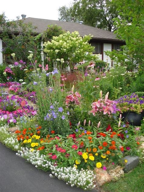 32 Perfect Front Yard Cottage Garden Ideas English