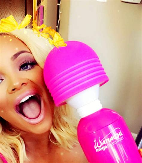 Trisha Paytas Shocks With 17 Inch Device On Snapchat Superfame