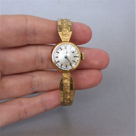 Beryl Lane Vintage 1960s Retro 18ct Gold Ladies Omega Watch Working