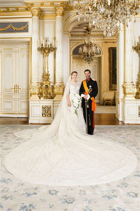 The Most Iconic Royal Wedding Gowns Of All Time Royal Wedding Gowns