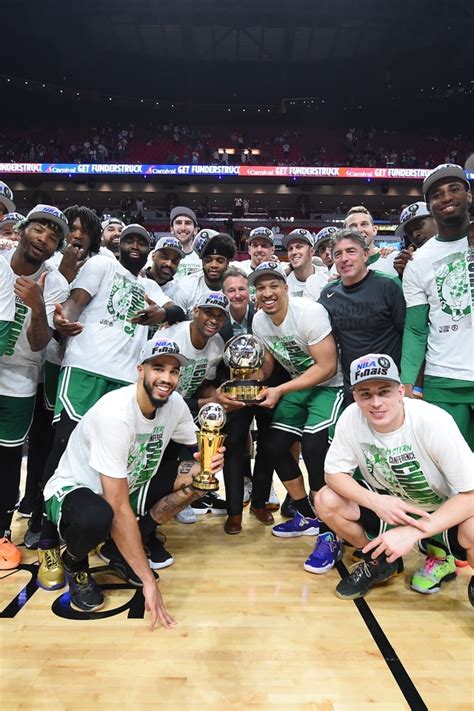 640x960 Boston Celtics Eastern Conference Champions 2022 Iphone 4